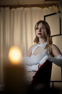 LynetHakes hot photo shoot Pic 5