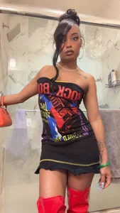 LanayaOnline Lil ol me Pic 6