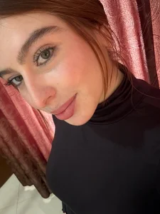 saraaah_s ABOUT ME 💛  3. fénykép
