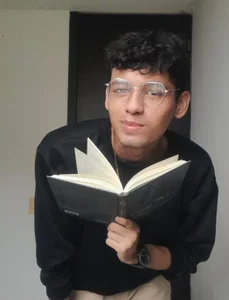 Ethan_Kay Public รูป  2