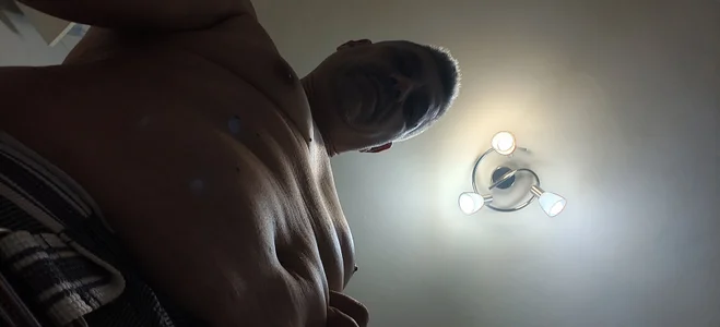 AdaBoys Public Poză 3