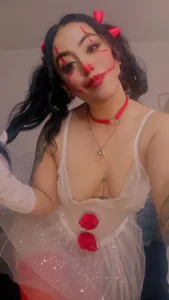 kim_thompson_1 halloween 2025 Pic 4