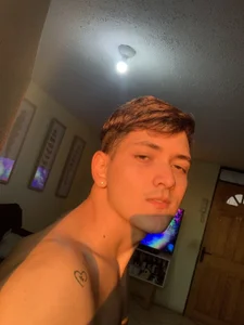 Habie-and-grey Public Pic 3