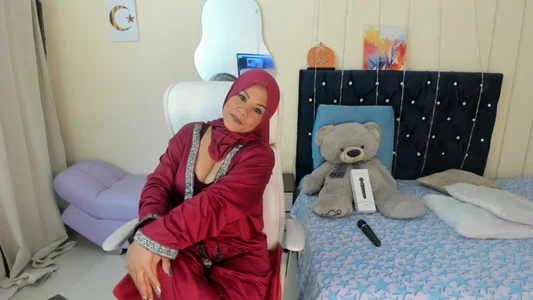 MalakChauriyeCome and see what I'm doing… 😏图片