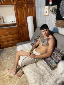 elliot_colton 💦💦💦 টি ছবি