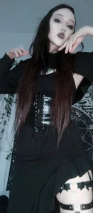 chloe_crystall_killer little secret ;) Pic 4
