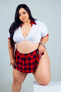 CloeConnelly I need a teacher Immagine  4