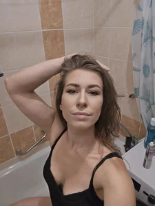 iam_Desire Public Pic 4