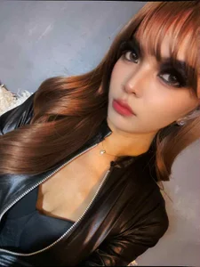 PHLauraLove an angel in disguise  4টি ছবি