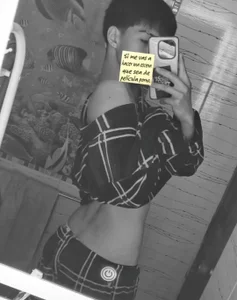 Eyden_Connor Public  5টি ছবি