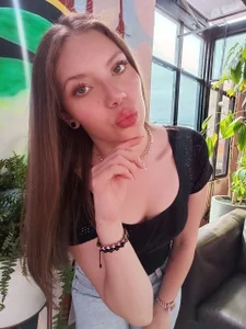 Public od tiffany_johnsonn  2 snímek