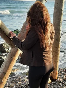 Twilight_Anna Public Pic 4