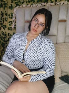jenifer__power10 👓Your shy student👓 รูปภาพ  5