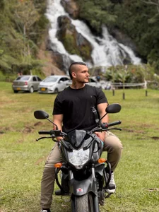 Marco_Vega: Wild Route🏍️🌿 ( 4 фото)