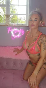 DeliciousDeeX Naughty Corner Pic 6