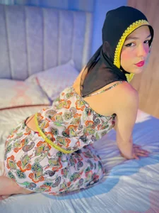 SofiaRivera1: I cause with each curve ... do you dare to follow me? ( 2 фото)