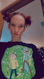 darkbookbabe420 Public Pic 6