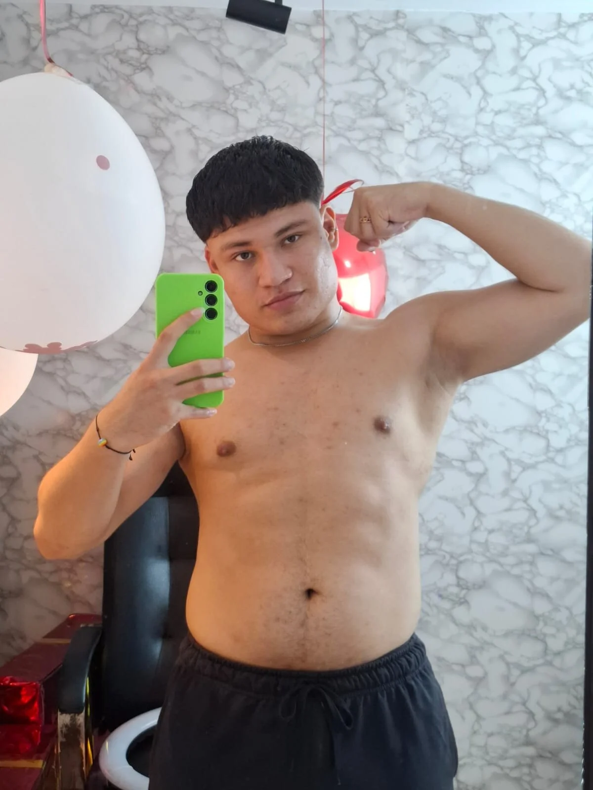 FemNoah 님의 트렌드 중인 사진  2874개