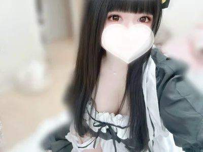 Hibichan_ Public Pic 3