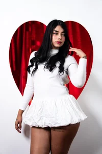 Zdjęcia michell_garcia1 Made to Make You Fall in Love 🥵😘✨✨: 