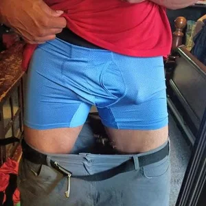 Thickdickjames87 Public 사진
