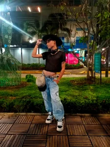 Leo_Glow Public Immagine  5