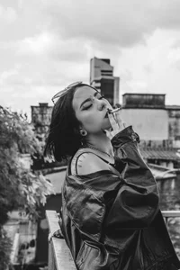 ZamabyCrucieのMy Body in Shades of Gray😏の 6枚の写真