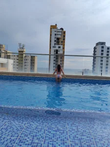 lana_ferrer enjoying my life зображення