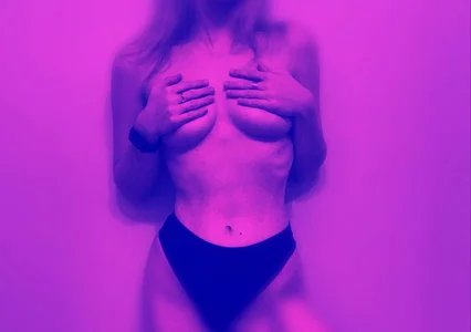 LisaFrazier Black Velvet Pic