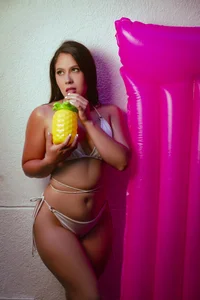 LauriLenix HOTTIE GIRL Pic 7