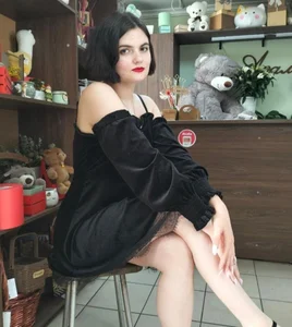 CharlotteMitchell Public Foto 6