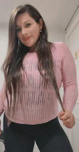 Hi guys de Neve_Collins  2 photos