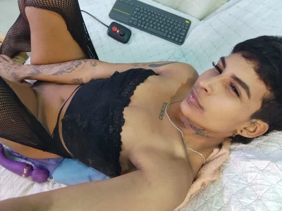 RavenyxX🍓👹 de SoyRavenyxX  4 Imagens