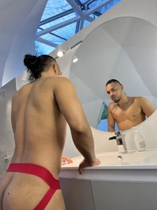 BrianMalonee Seduce me 🥵💦 Immagine  2