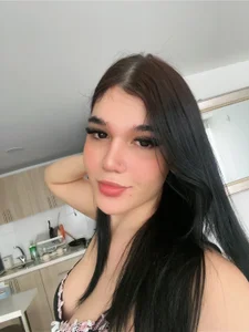 Victoriacollins_JulianMiss Victoria ❤️ Bild