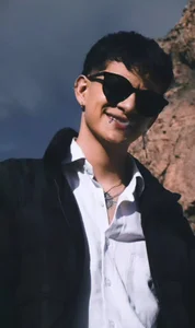 GabyThoms Latino صورة واحدة|GabyThoms Latino صورتان|GabyThoms Latino  4 صور|GabyThoms Latino  4 صورة