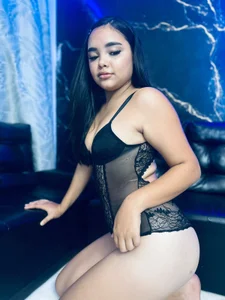 hot_doll_1 Public Foto 2