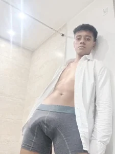 raphaeldrap12s Holaaa sexfoto 1