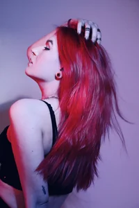 MyNameIsLilith Neon girl  2টি ছবি