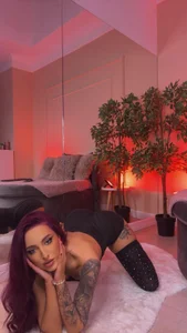 CrystalRedx meanwhile 👙 Foto 2