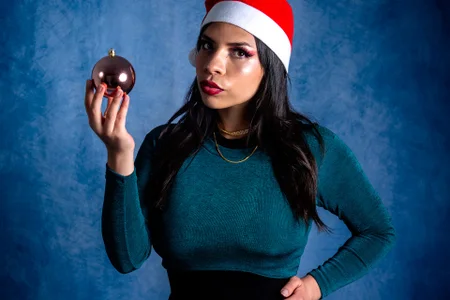 Viiolet_Stonechristmas time 🎄图片 2