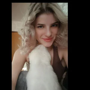 AleksandraFlores An ordinary day Kuva 4