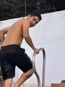 Devil_group_ CONOCENOS Foto