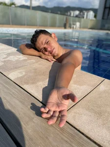 :) de Dunkan_Kravitz  3 Imagens