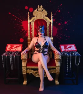 KatrinaStone sensual and powerful goddess slika 4