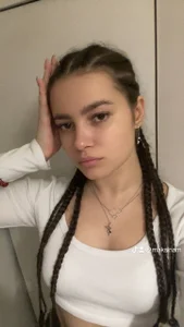 rizz_capriceのPublicの枚の写真