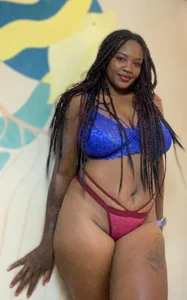 chanel_brunette Hot black woman Bilde