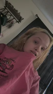 xxNaughtyNicolexx just me Pic 9