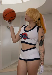 Danee_19_ lola bunny<3 Immagine 