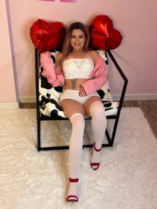 RinaFox__のV.Dayの 8枚の写真